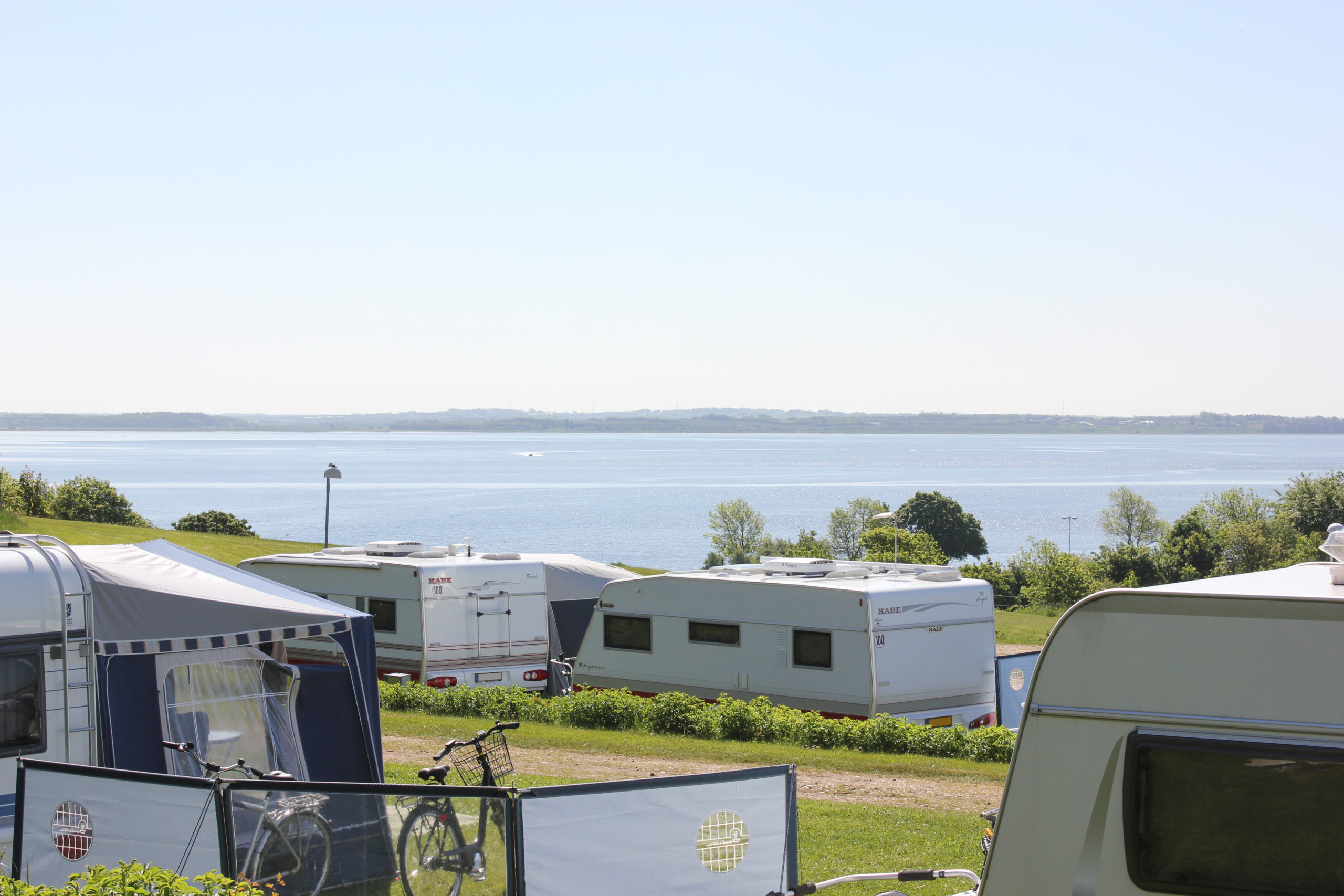 sommer Meget universitetsområde Skive Fjord Camping · Ferie med panoramaudsigt over Limfjord